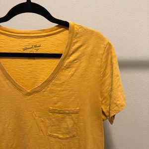 Universal Thread Tops - LIKE NEW | Universal Thread Yellow V-Neck T-Shirt Universal Thread Tops - LIKE NEW | Universal Thread Yellow V-Neck T-Shirt
